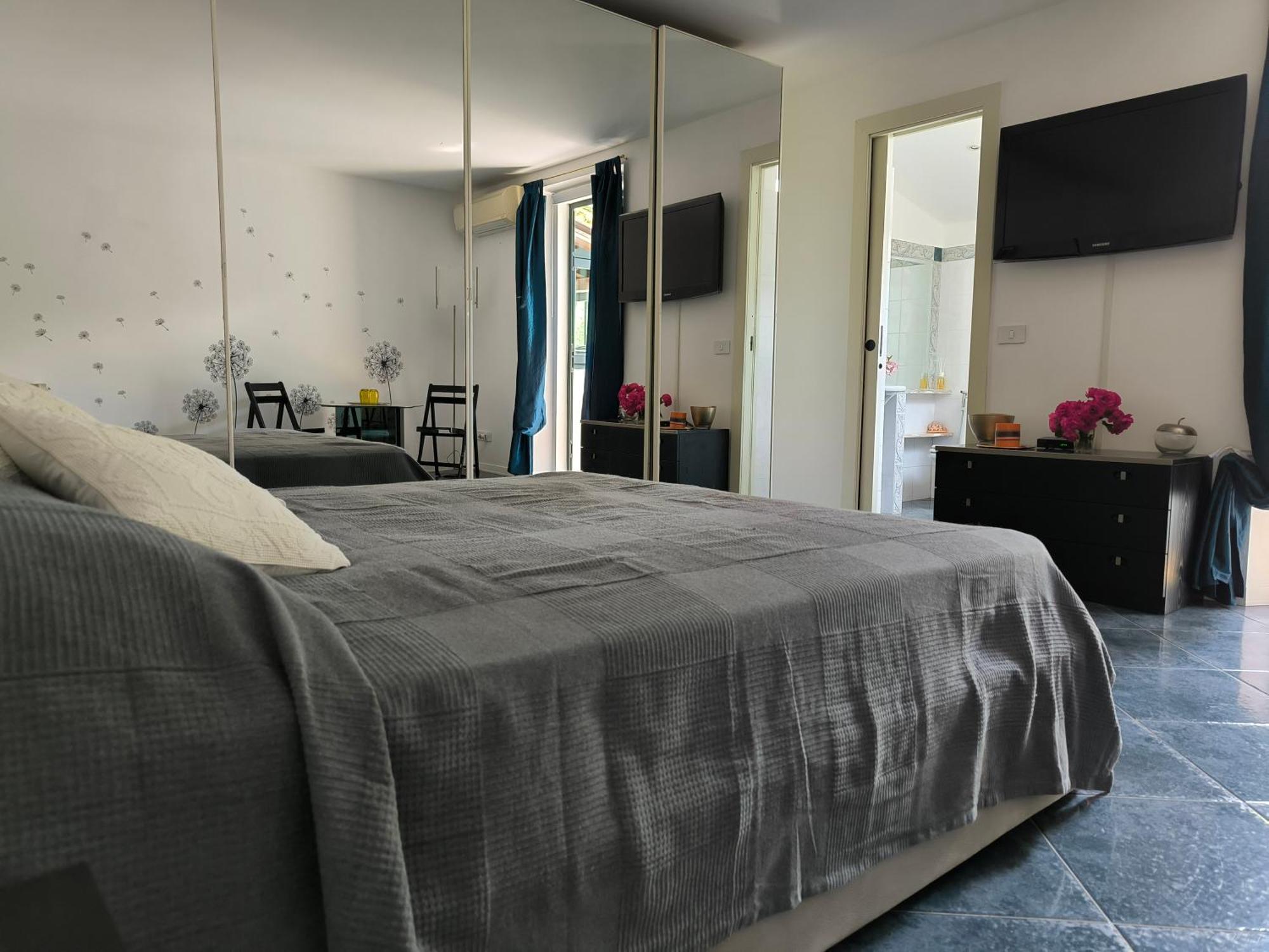Versilia - Pietrasanta - Le Colmate Guesthouse Тонфано Экстерьер фото