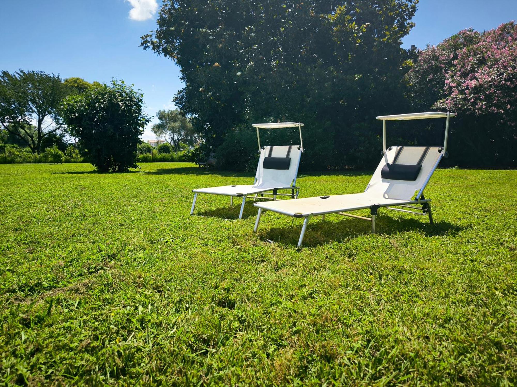 Versilia - Pietrasanta - Le Colmate Guesthouse Тонфано Экстерьер фото