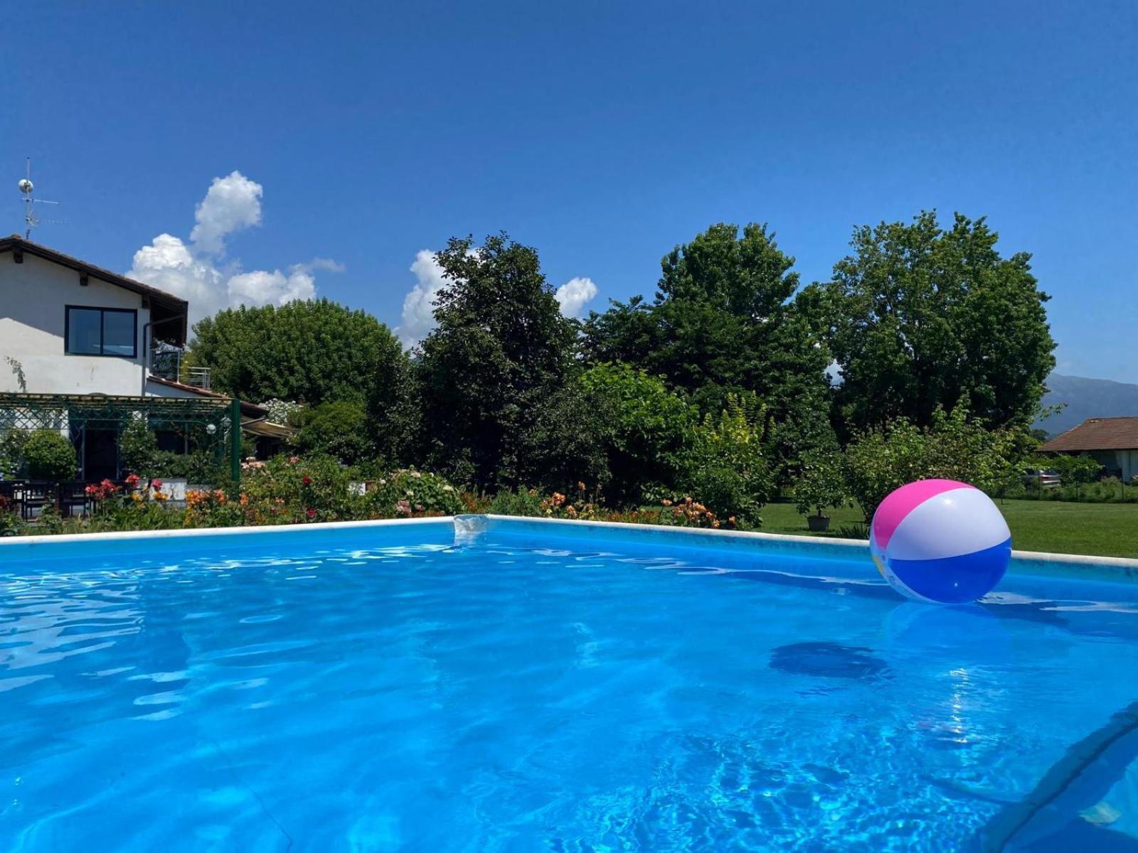 Versilia - Pietrasanta - Le Colmate Guesthouse Тонфано Экстерьер фото