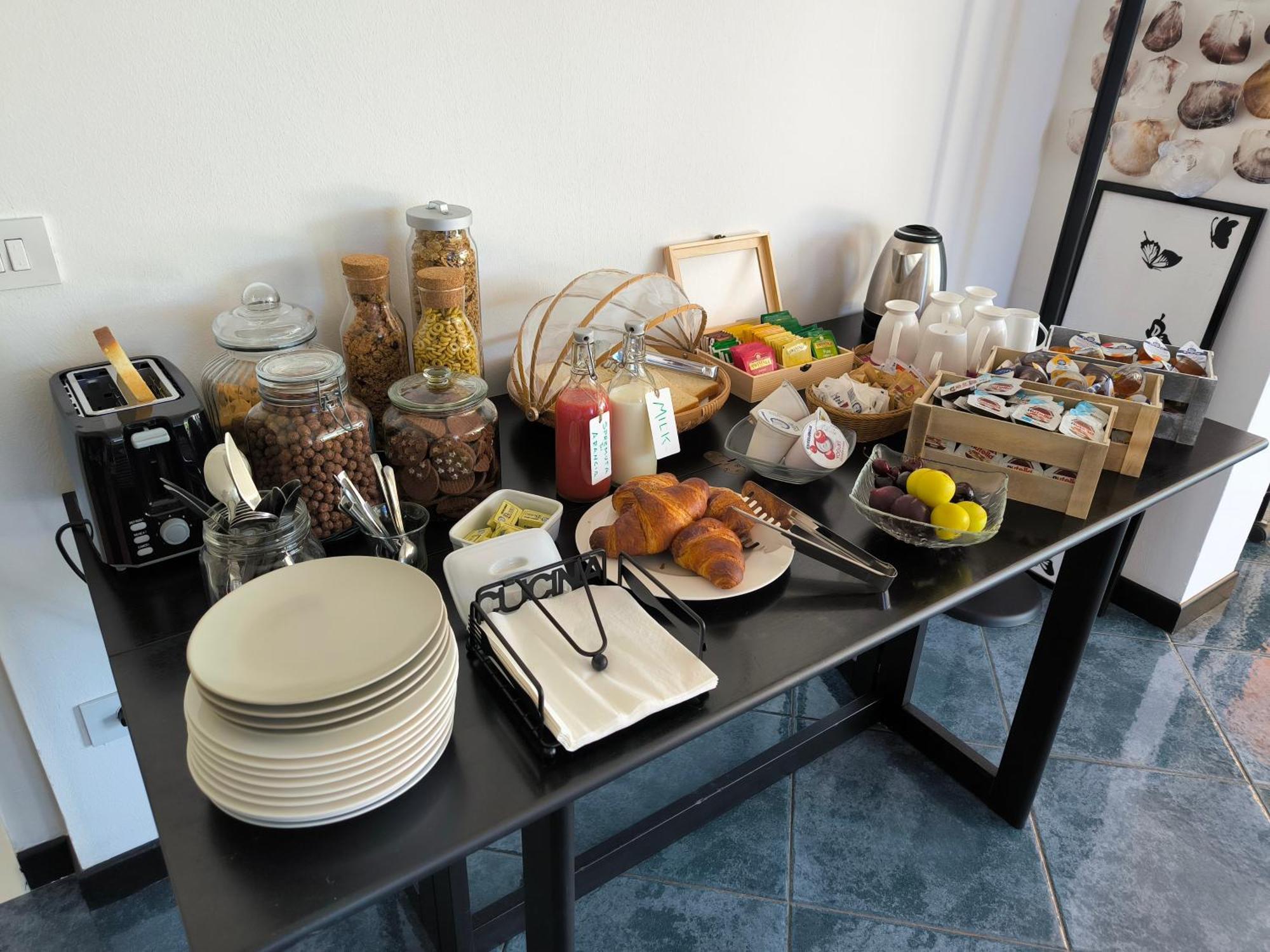 Versilia - Pietrasanta - Le Colmate Guesthouse Тонфано Экстерьер фото