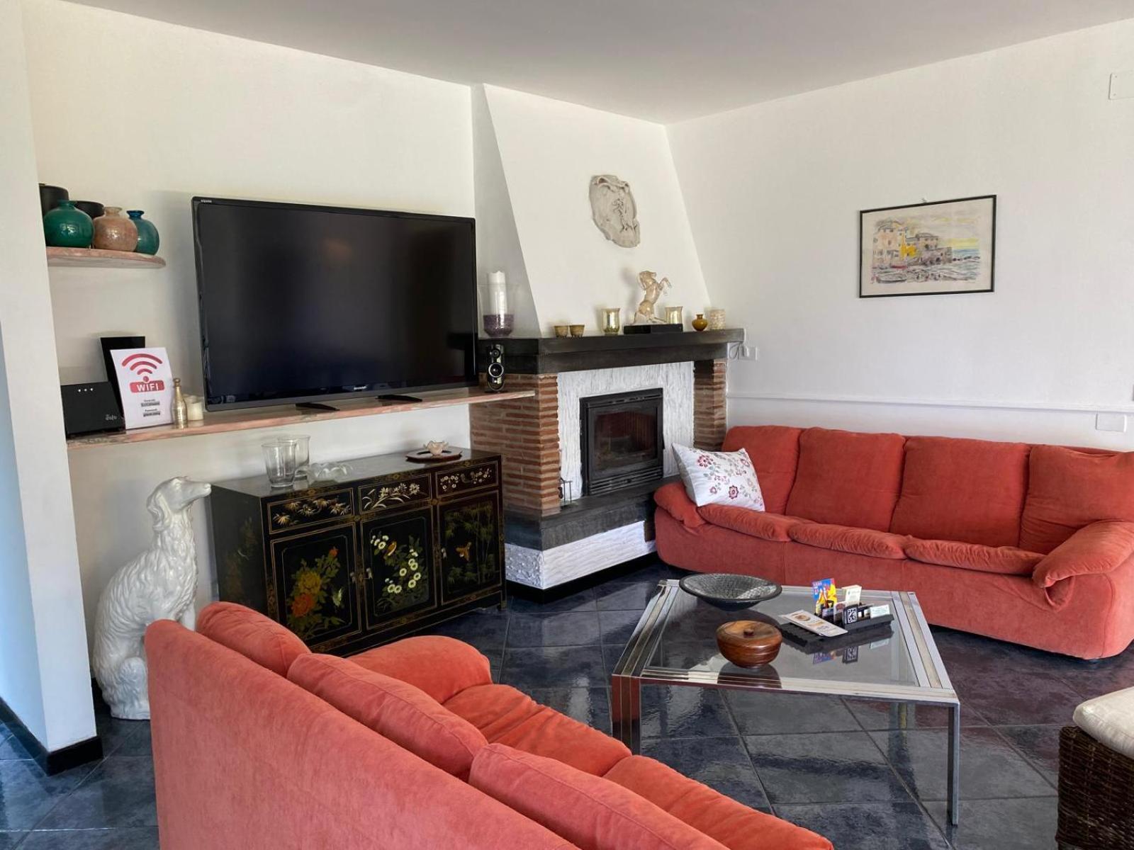 Versilia - Pietrasanta - Le Colmate Guesthouse Тонфано Экстерьер фото