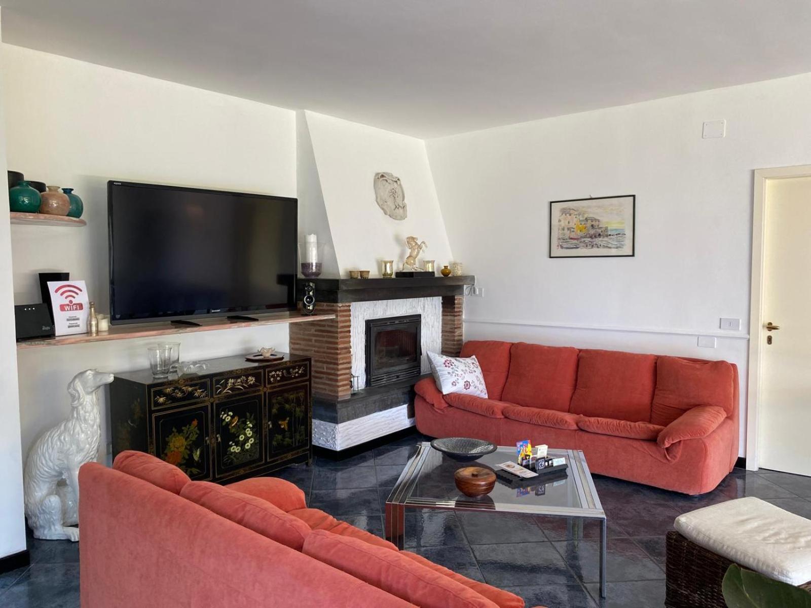 Versilia - Pietrasanta - Le Colmate Guesthouse Тонфано Экстерьер фото